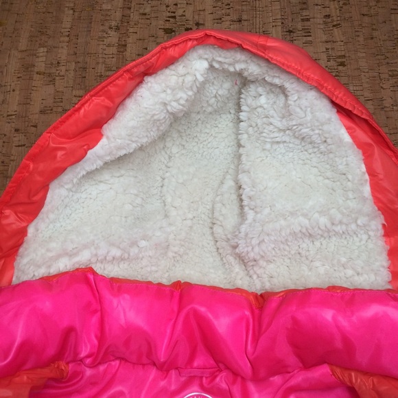 American Eagle Girls Puffer Jacket Coral Size M - Picture 4 of 9